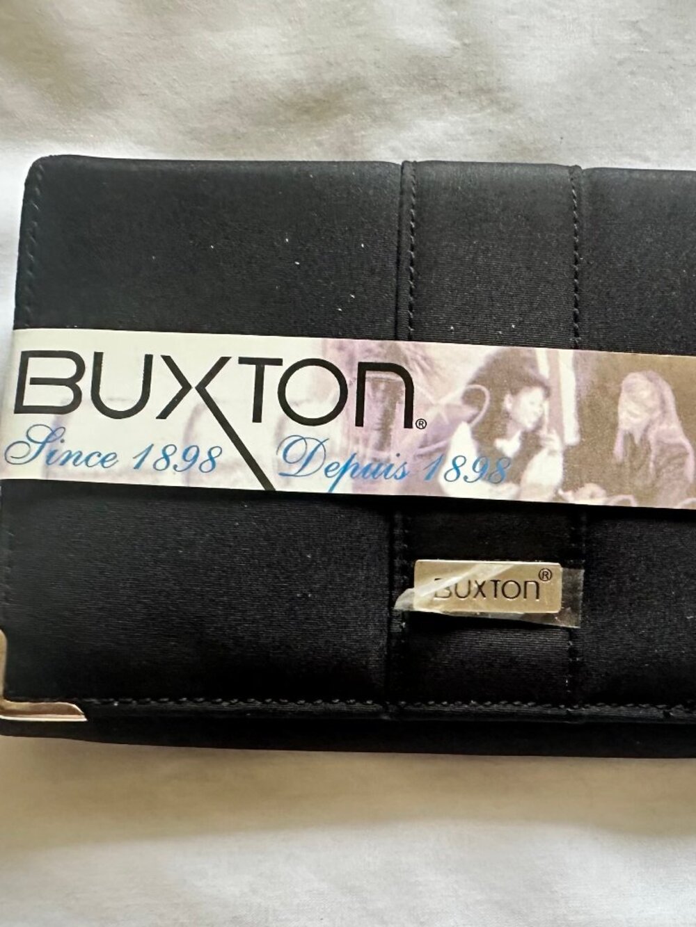 Buxton Hand Wallet Card Organzer Coins Cash Purse For Women Fabric Exterior NEW